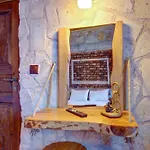 Hotel Ceran Stone House