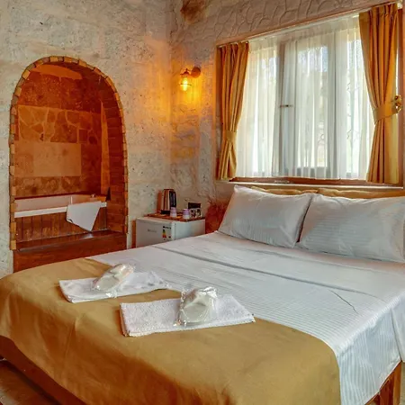 Ceran Stone House Hotel *